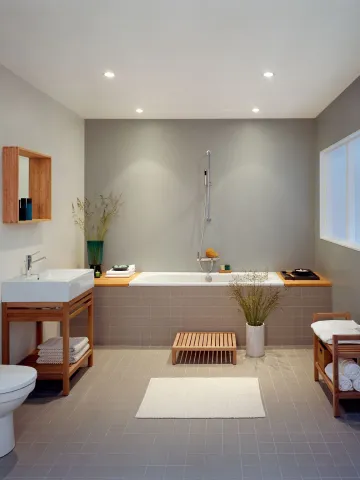 Kaklat badrum med badkar